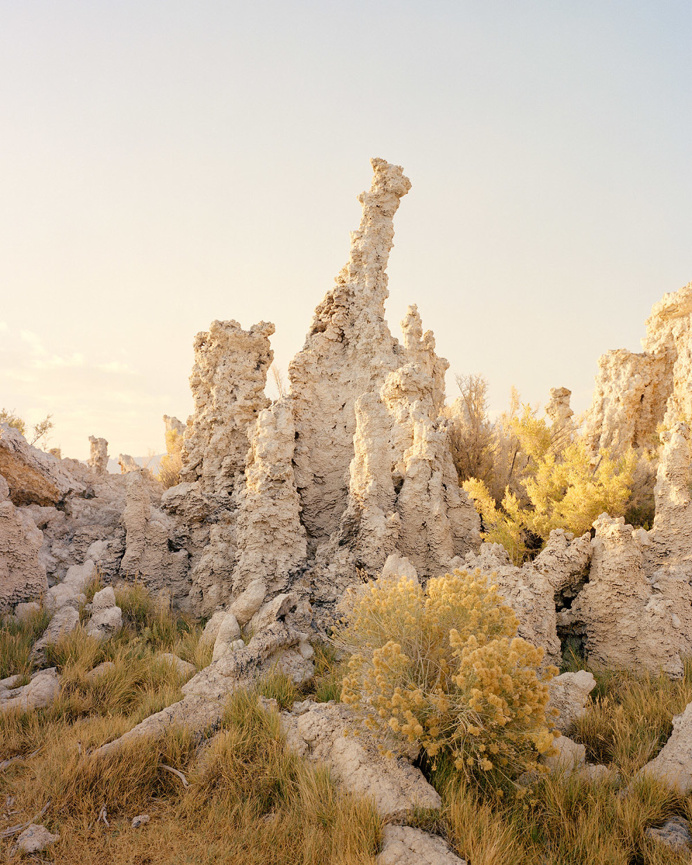 Spacetravels photography landscape mountain mood beautiful minimal design inspiration photograph by www.mindsparklemag.com
