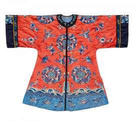 Robe (the ao) for a young lady