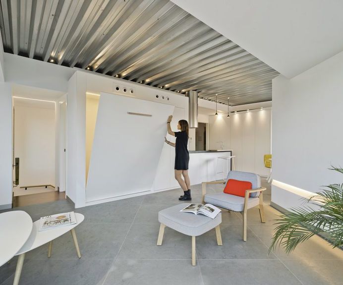 Minimalist Light-Flooded Attic Apartment in Alicante, Spain 7