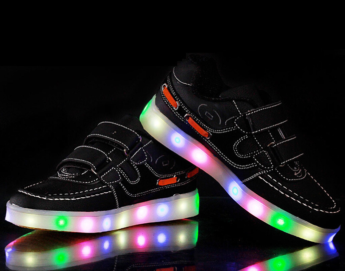 Kid's shoes hot style of male and female light up shoes seven lights