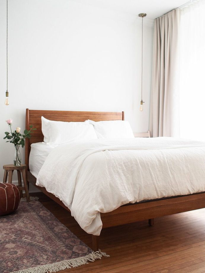 1908 Flat Mixes Contemporary Design with Victorian Details 13