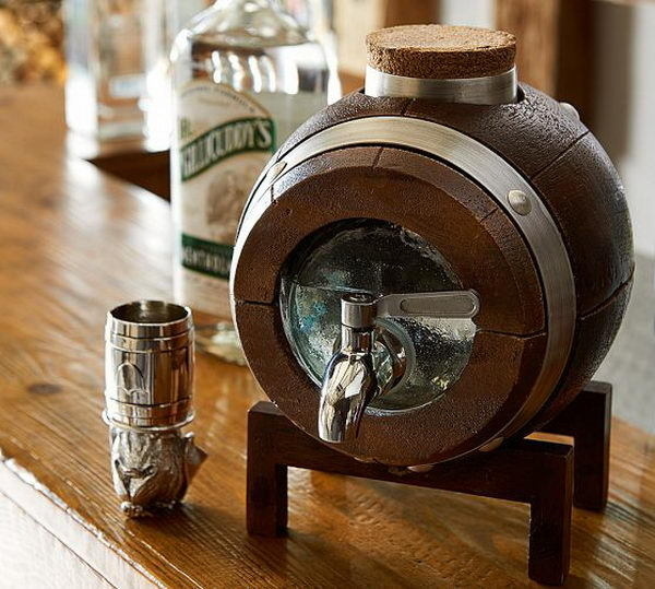 35 Creative Drink Dispensers for Home Decoration #drink #home #dispenser #diy #decoration