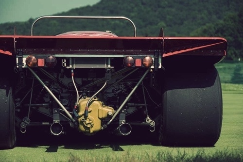 tumblr_l5y5s2CnId1qzpsi6o1_r1_500.jpg 500×334 pixels #car #engine