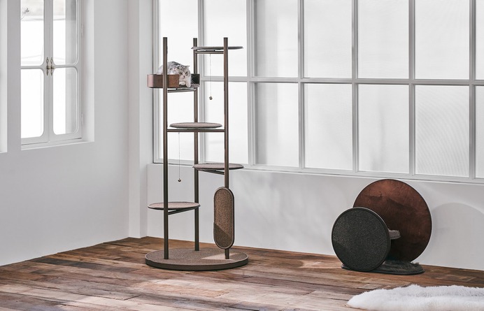 This modern cat scratching post design is a cut above — minimalgoods