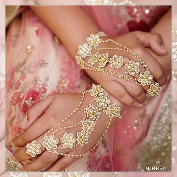 Trendy Bridal Accessories