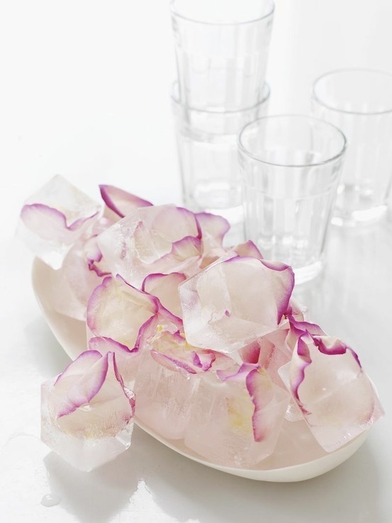 rose petal ice cubes #cubes #styling #rose #petal #food #ice