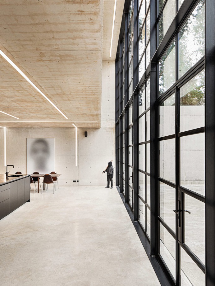 Ghost House by BPN Architects