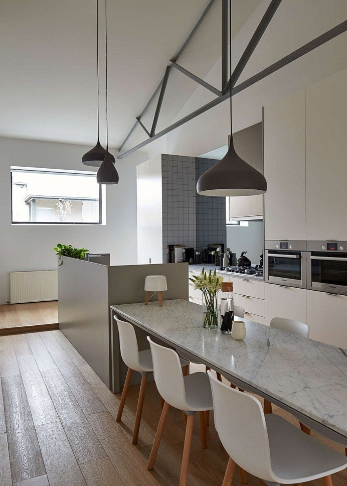 Theresa St Residence by Sonelo Design Studio 2