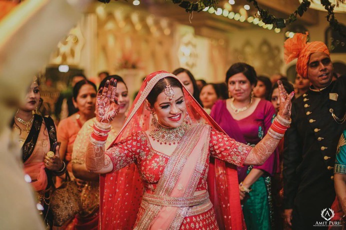 Top 10 Wedding Photographers in Delhi To Make Your Big Day Special