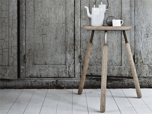 HIGH WOODEN STOOL RAFT BARSTOOL NA4 RAFT COLLECTION DESIGN BY JONAS BJERRE-POULSEN, KASPER RØNN | &TRADITION #interior #steel #design #stool #wood #bar