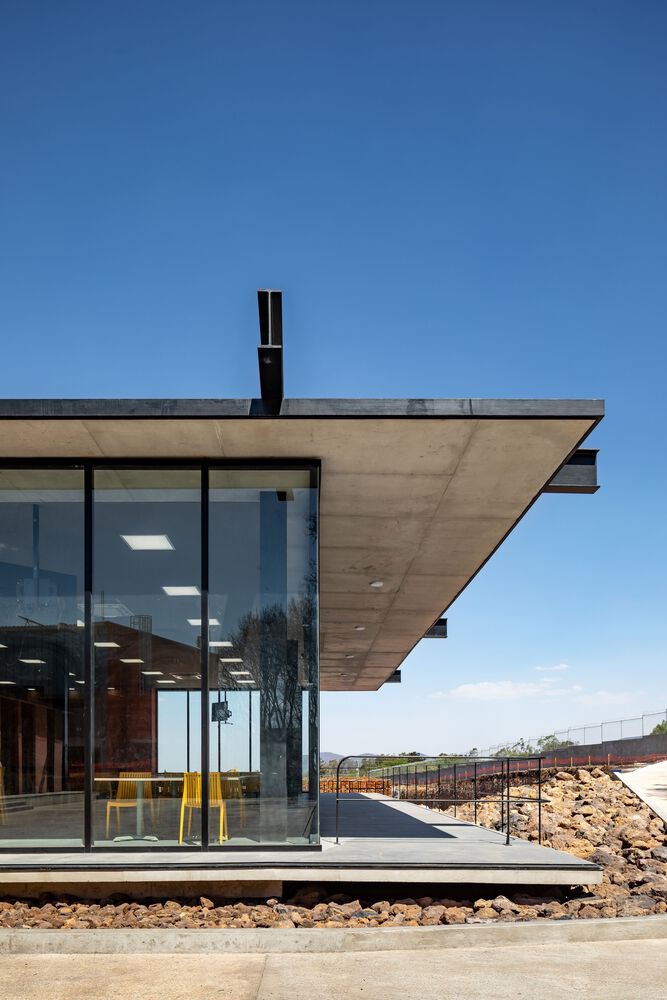 Lunchrooms Industrial Facility / Taller de Arquitectura Miguel Montor