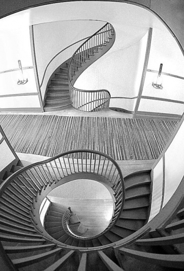 ASAP House #stair #architecture #shaker