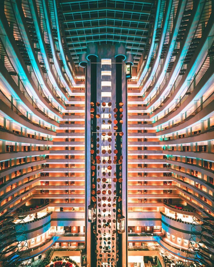 Striking Cityscapes and Architecture Photography by Dimitri Luft