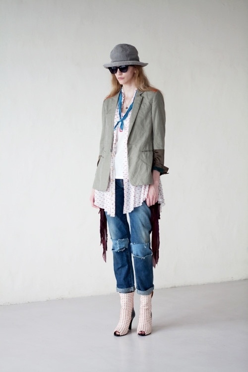 i like this - var __chd__ =... #undercover #woman #2012 #ss #openstrings #fashion