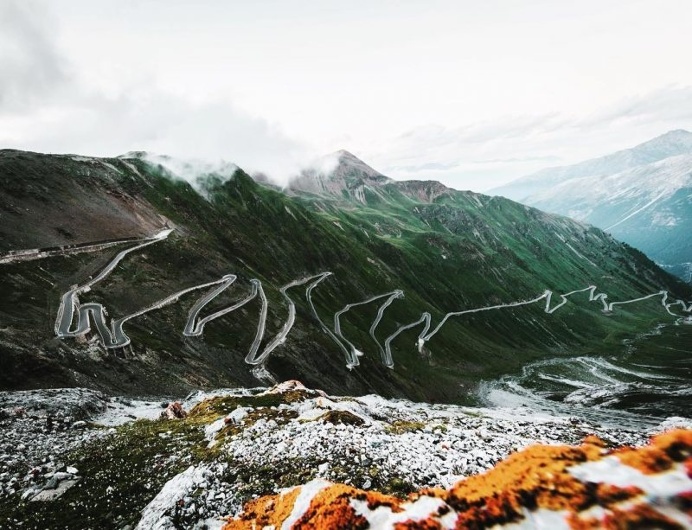 Beautiful Mountain Landscape Photography by Marco B&auml;ni