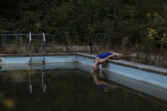Incredibly Beautiful Dreamlike Portrait Photography by Laura Zalenga