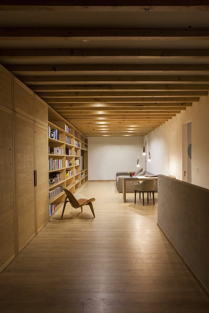 Paseo de las Lilas House / Taller David Dana