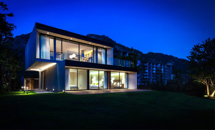 Akas Villa Sits on the Borders of Khao Yai National Park - InteriorZine