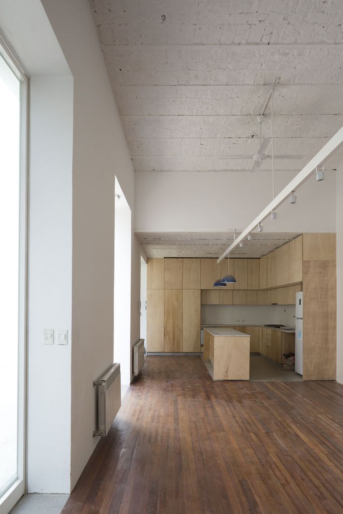 Castilo House by Monoblock
