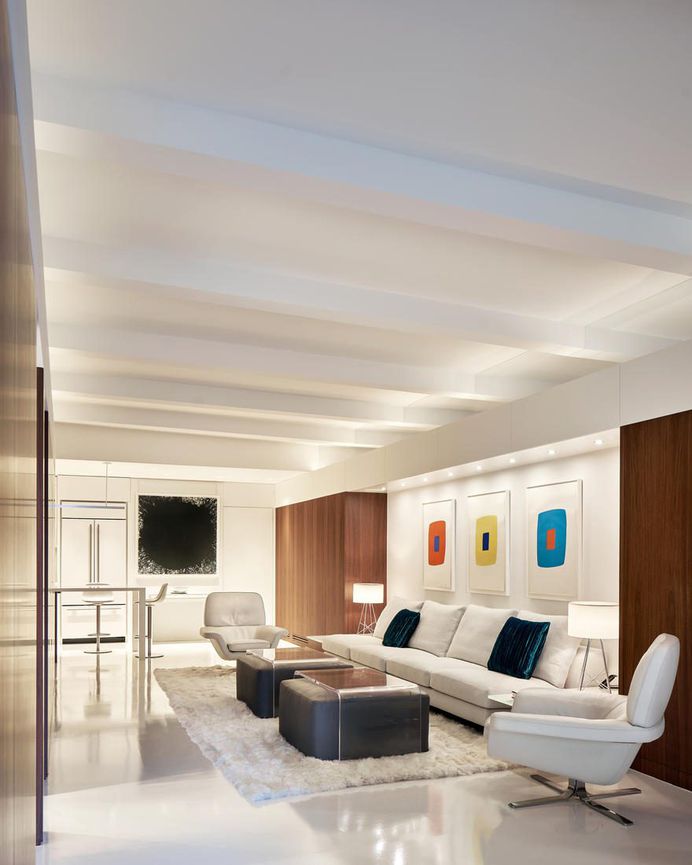 Manhattan Infinity Loft Uses Reflective Surfaces and Moving Walls to Create Space 1