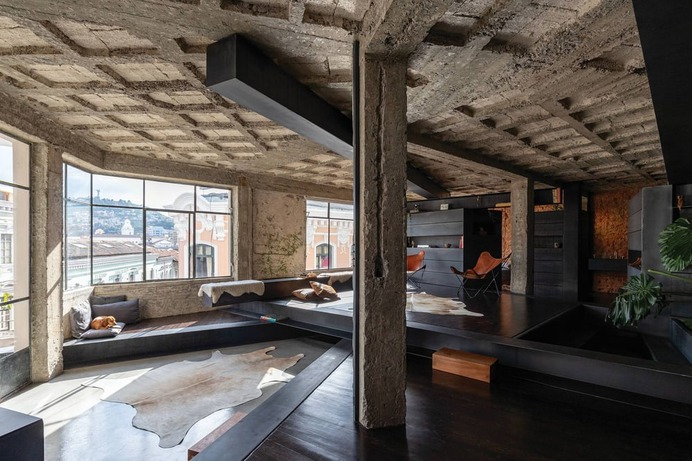 Forest Apartment by Aquiles Jarrín Featuring Exposed Concrete Columns and Ceiling