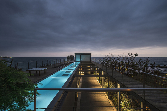 Amchit Residence by Blankpage Architects - www.homeworlddesign. com (4) #architecture #lebanon #house