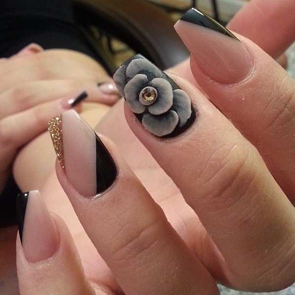 21 Halloween Nail Art Trends You Have To Try This Year