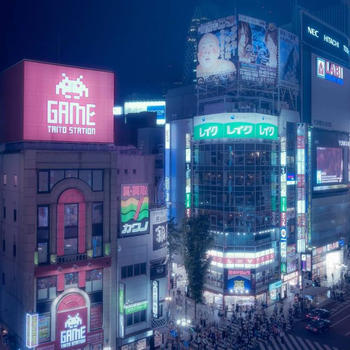 Stunning Cyberpunk and Futuristic Street Photography by Adrian Martinez