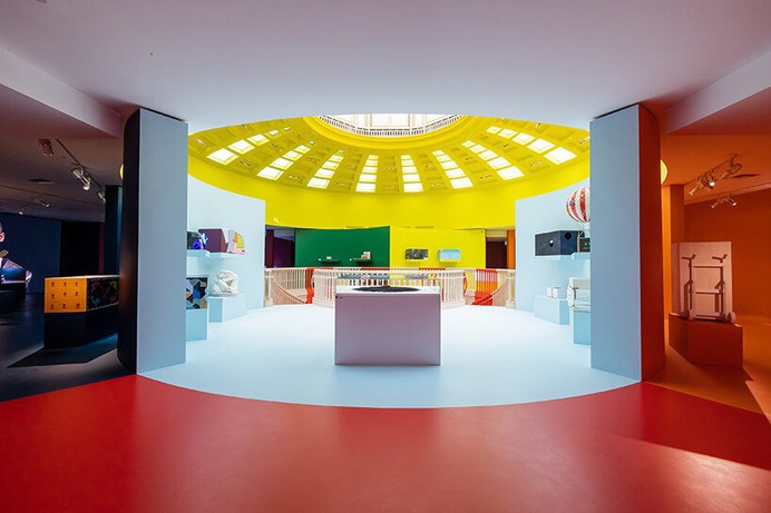 Louis Vuitton Beverly Hills - 200 trunks, 200 visionaries