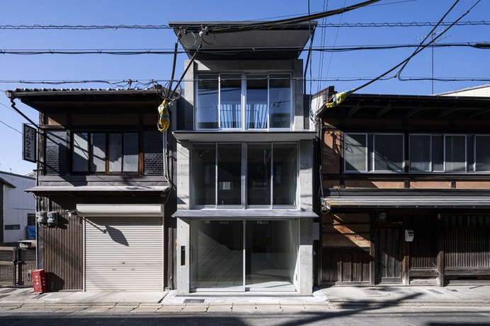 Shop in Osakacho by OHArchitecture