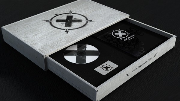 Portfolio 2013 on Behance #cut #business #varnish #card #rustic #oscar #oscarmar #laser #wood #mar #cd #spot #ocarmarstudio