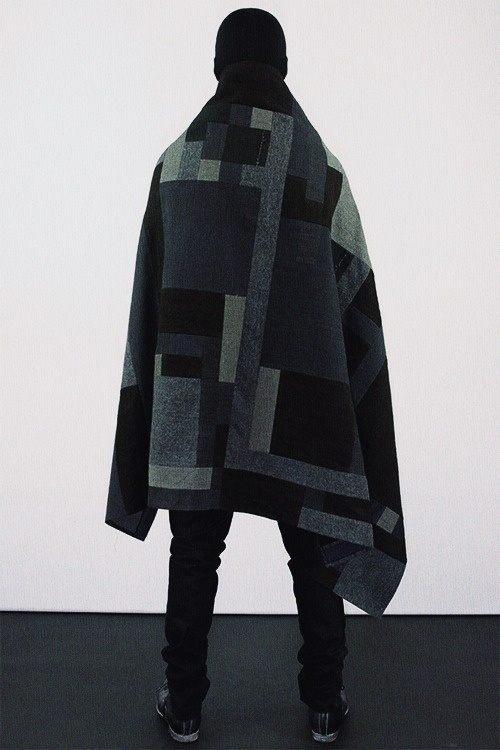 OTAKU GANGSTA #geometric #square #glitch #fashion #cloak