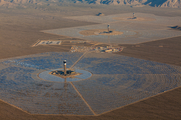 world's largest solar thermal power project at ivanpah achieves commercial operation #solar
