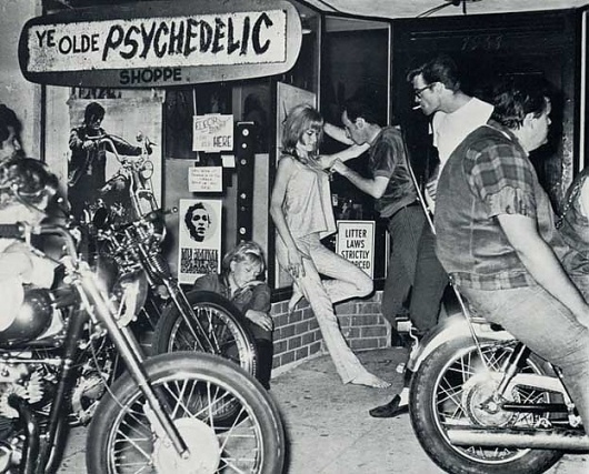 tumblr_lp9qtwAky71qhccpao1_1280.jpg (623×502) #bikers #psychedelic #gypsy