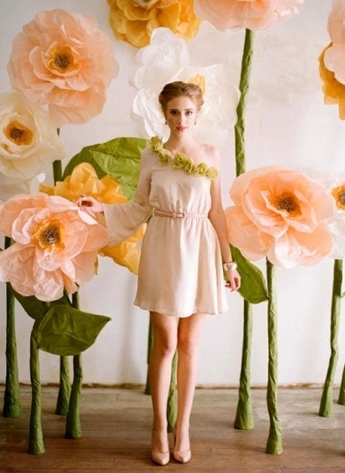 Design*Sponge | Your home for all things Design. Home Tours, DIY Project, City Guides, Shopping Guides, Before & Afters and much more #huge #paper #flowers