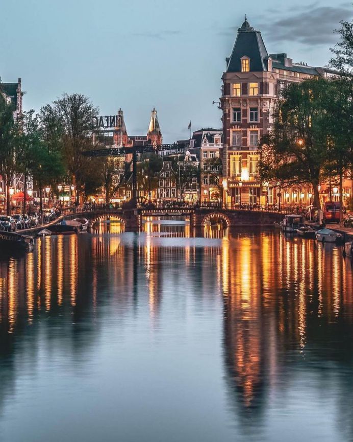 #igersamsterdam: Stunning Street Photography by Gabriel Guita