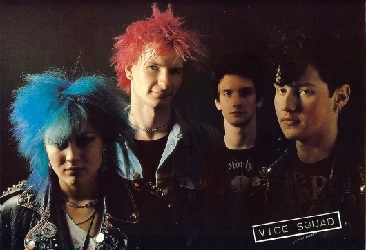6711973725_76e6ed1307_b.jpg (JPEG Image, 1024x703 pixels) - Scaled (94%) #punk #blondie #venice #vice #exene #squad