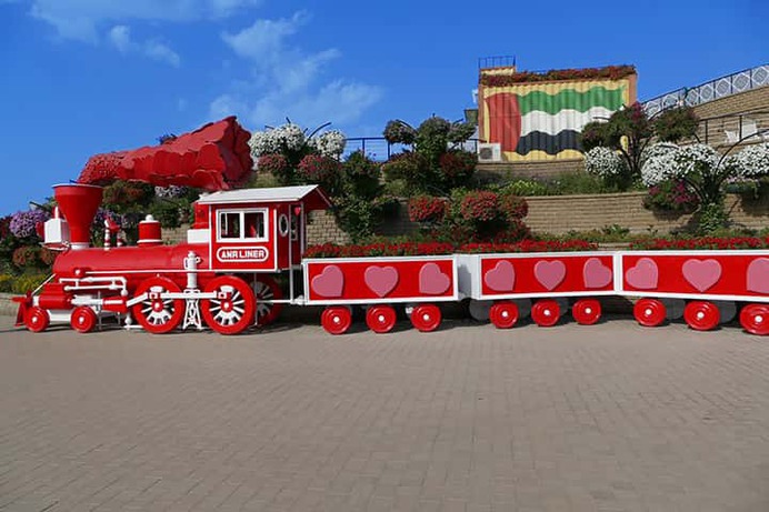 Train carrying hearts and spewing out smoke of heart at the Dubai Miracle Garden. Another amazing romantic floral theme by the Dubai Miracle Garden.
