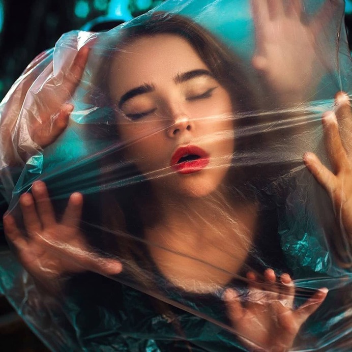 📸Photographer: Chris Hernandez @cnhphotography 🎀Model: Maggie @maggie13moodie 📌Follow: @portraitistnet 🔖Tag: #portraitistnet (at Orlando, Florida) https://www.instagram.com/p/BzKP_AEJpKm/?igshid=9shmq6zoawds