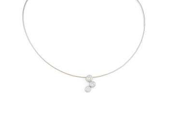 BRILLANT-ANHÄNGER MIT HALSREIF