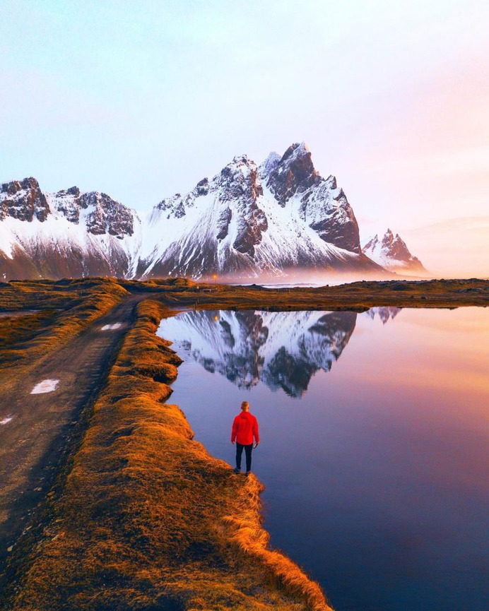 Outstanding Landscapes of Iceland by Hörður Kristleifsson