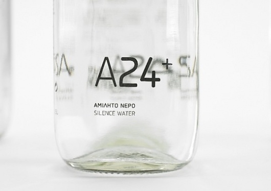 A24+ Silence Water | Bloggokin.it #packaging #label #simple #glass #minimal #minimalist