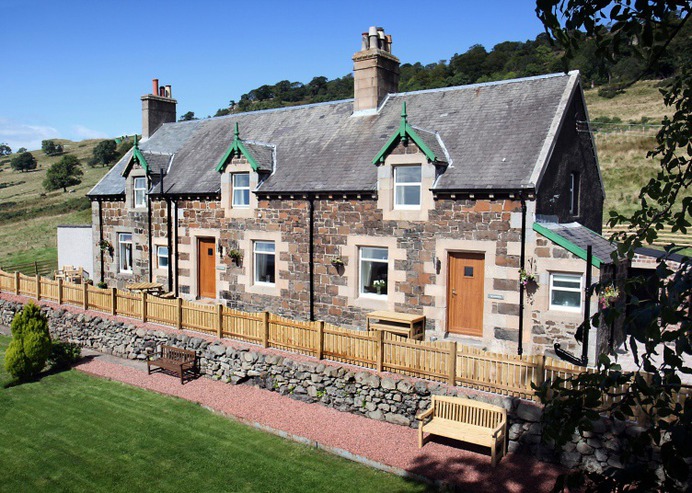 Latest Scottish Accomodation - The Auchentoshan, Gavinburn Cottages