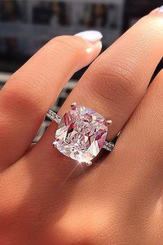 Engagement ring goals, right ladies?
