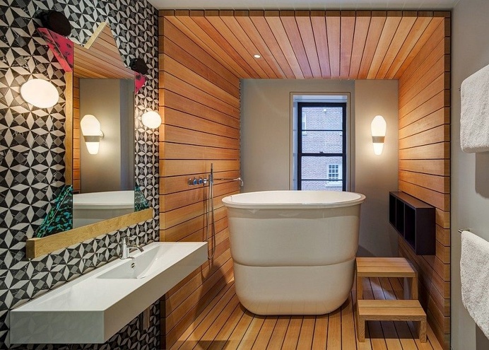 Lake Shore Drive Apartment 11