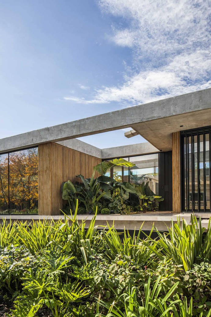 BT Tropical House, Argentina / Estudio Jorgelina Tortorici