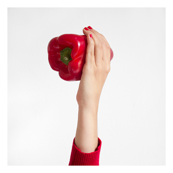 Food Colors on Behance - Judit Musachs i Mercè Alfonsea #clothes #chromatic #color #fruits #eat #food #vegetables #artwork #play #nails #postcard