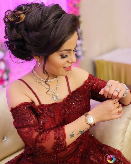 Twirled Back Hair Strands For Long Hair