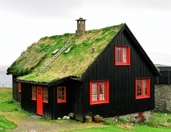 Cabin Porn #house #red #black #windows #cabin