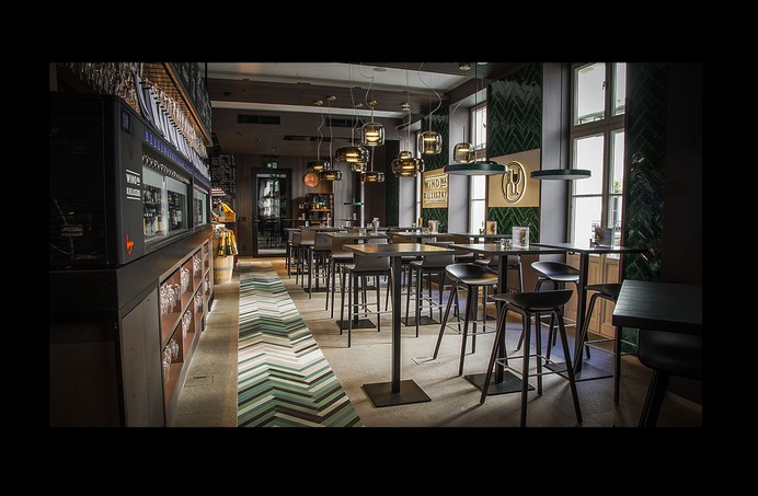 Wino na Kieliszki (eng. Wine per Glass) - Mindsparkle Mag Kommunikat Brand Design Studio (Natalia Żerko & Kuba Rutkowski) designed the branding for "Wino na Kieliszki" a self service wine tap-bar with 40 taps serving a wide selection of wines. It's located on Mlynska 12, a historical beautifully renovated building located near Poznan's Old Town. #logo #packaging #identity #branding #design #color #photography #graphic #design #gallery #blog #project #mindsparkle #mag #beautiful #portfolio #designer